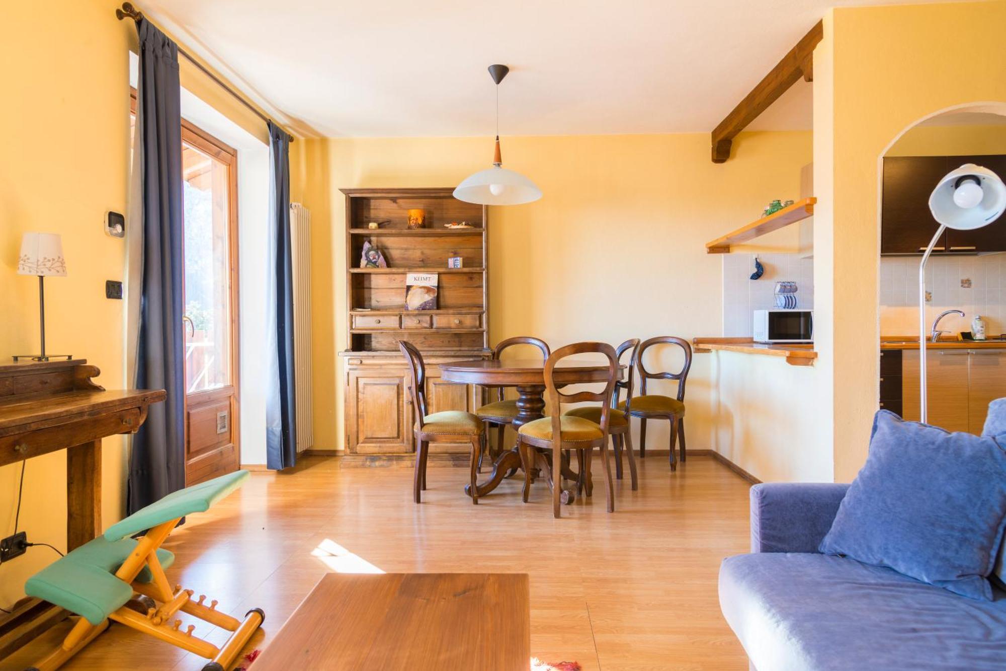 La Placette - Albergo Diffuso E Trattoria Usseaux Екстер'єр фото