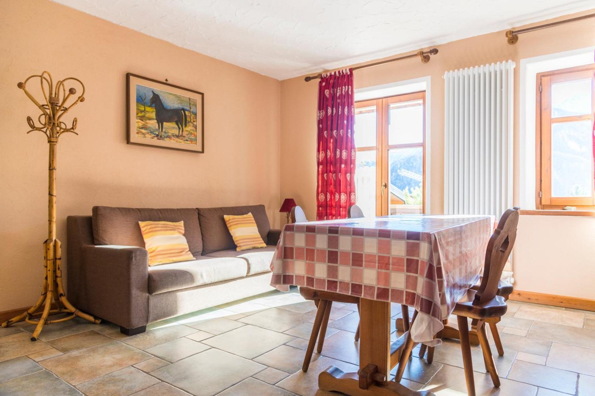 La Placette - Albergo Diffuso E Trattoria Usseaux Екстер'єр фото